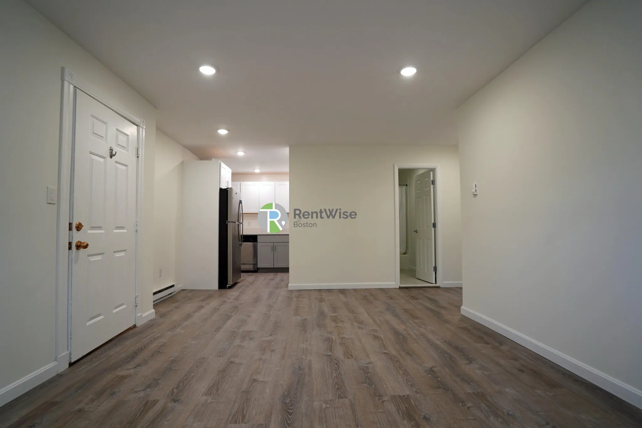 2 bed, 1 bath apartment for rent at 11 Embassy Rd Unit 7, Brighton — photo 3 of 16
