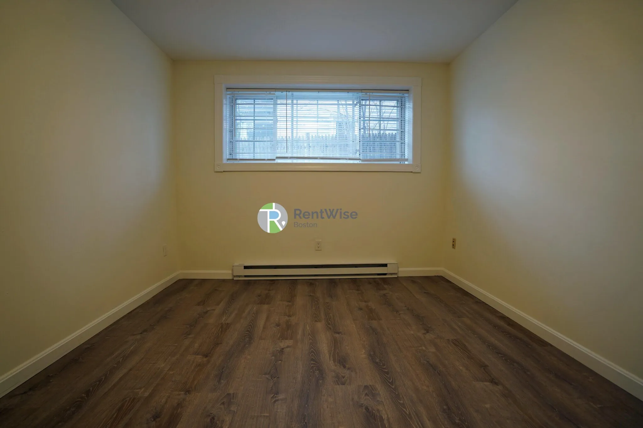2 bed, 1 bath apartment for rent at 11 Embassy Rd Unit 7, Brighton — photo 7 of 16
