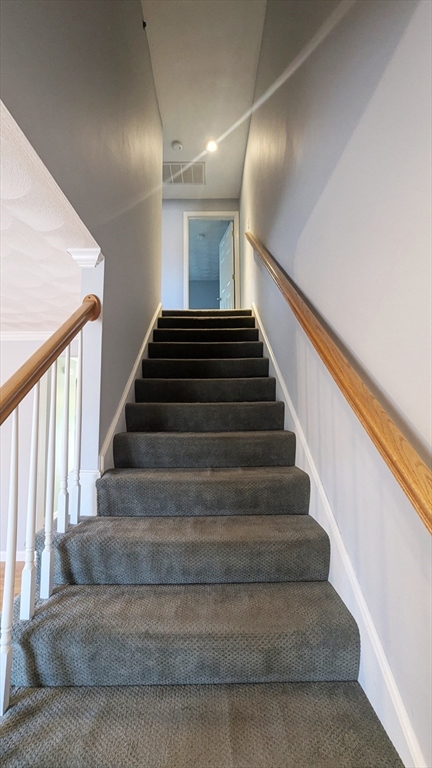 2 bed, 1 bath apartment for rent at 11 Endicott Unit B, Peabody — photo 8 of 21