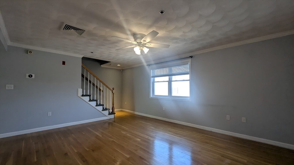 2 bed, 1 bath apartment for rent at 11 Endicott Unit B, Peabody — photo 7 of 21