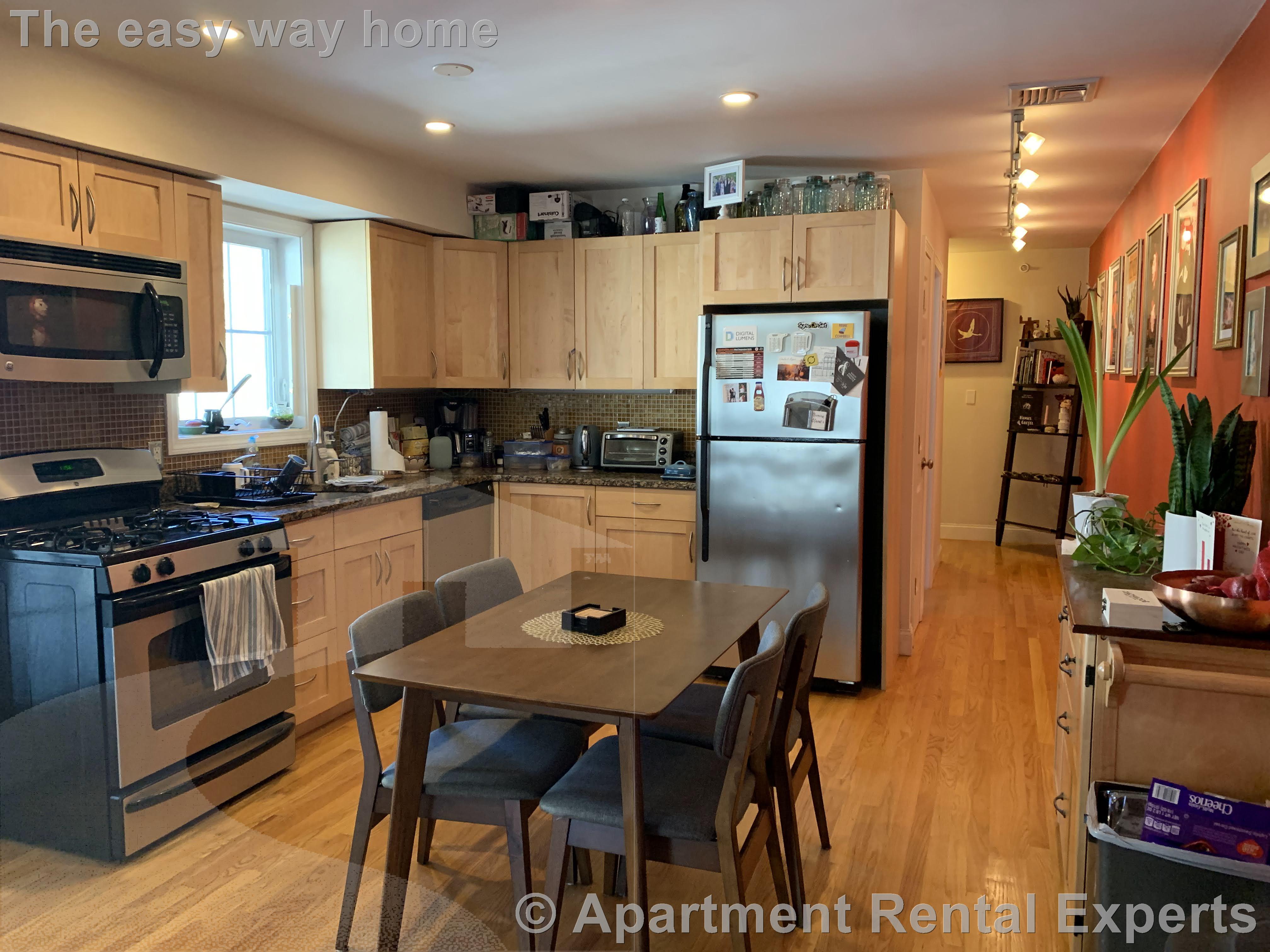 2 bed, 1 bath apartment for rent at 11 Everett Ave Unit 2, East Somerville — photo 3 of 19