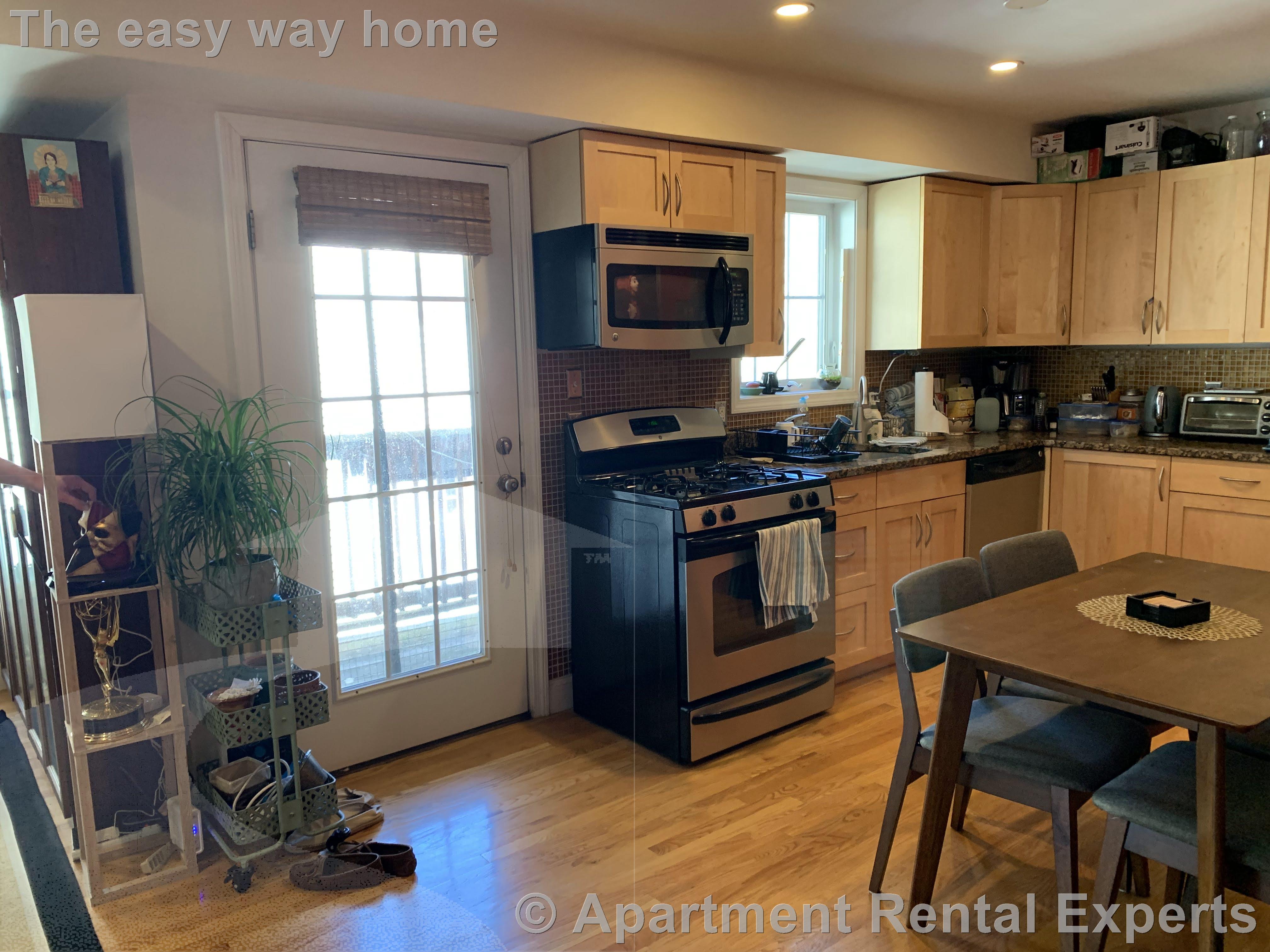 2 bed, 1 bath apartment for rent at 11 Everett Ave Unit 2, East Somerville