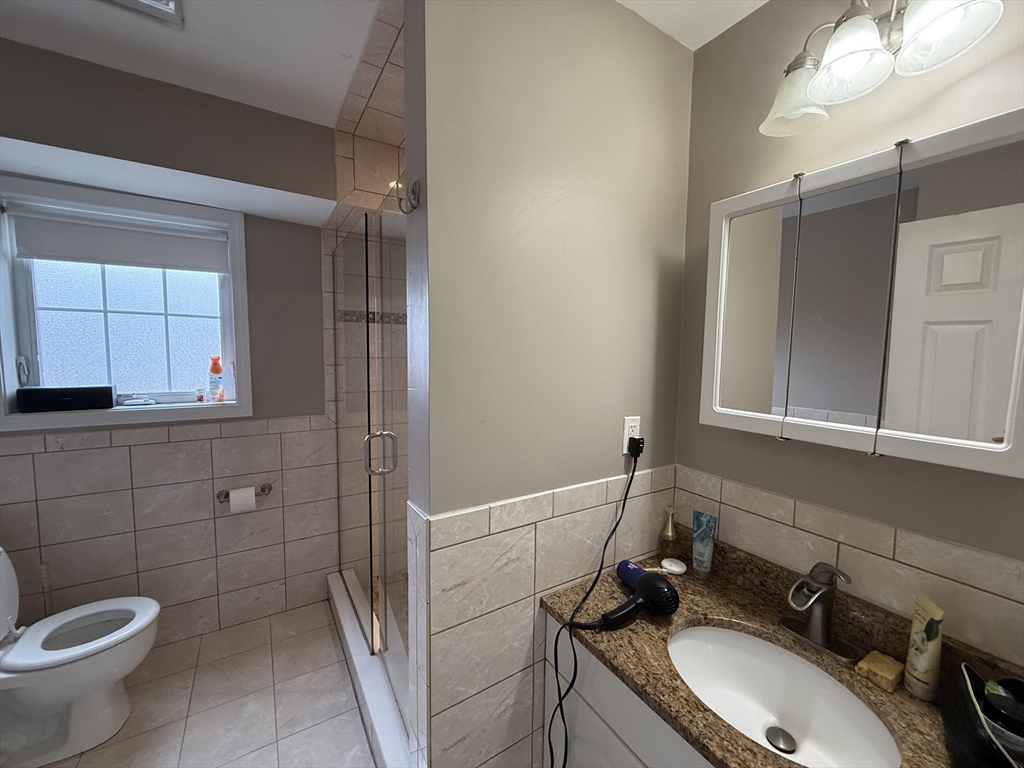 2 bed, 2 bath apartment for rent at 11 Everett Ave Unit 3, East Somerville — photo 9 of 18
