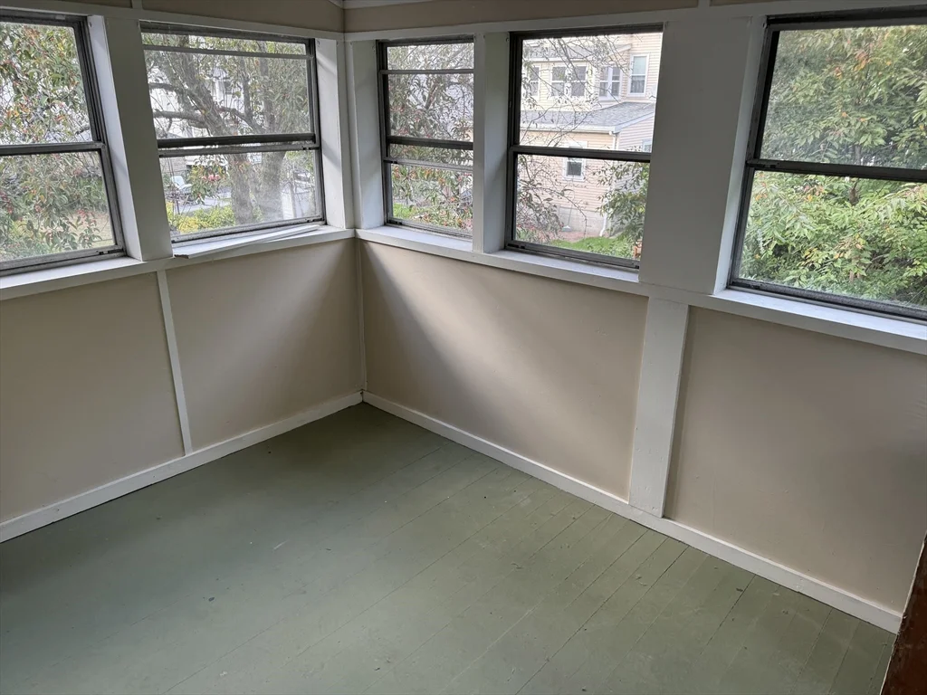 3 bed, 1 bath apartment for rent at 11 Fairfield St Unit 2, Watertown — photo 10 of 11