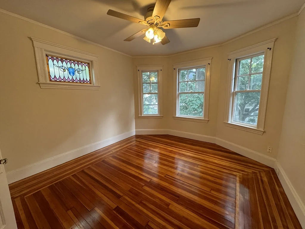 3 bed, 1 bath apartment for rent at 11 Fairfield St Unit 2, Watertown — photo 1 of 11