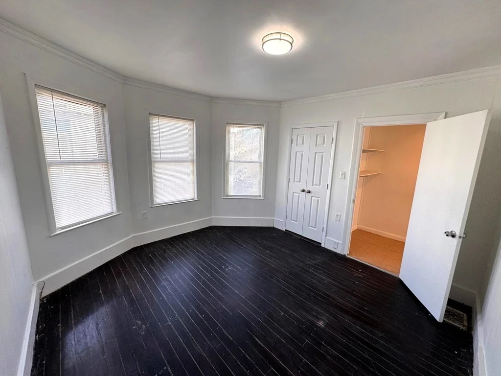 3 bed, 1 bath apartment for rent at 11 Fairmont Pl Unit 3, Malden — photo 6 of 12