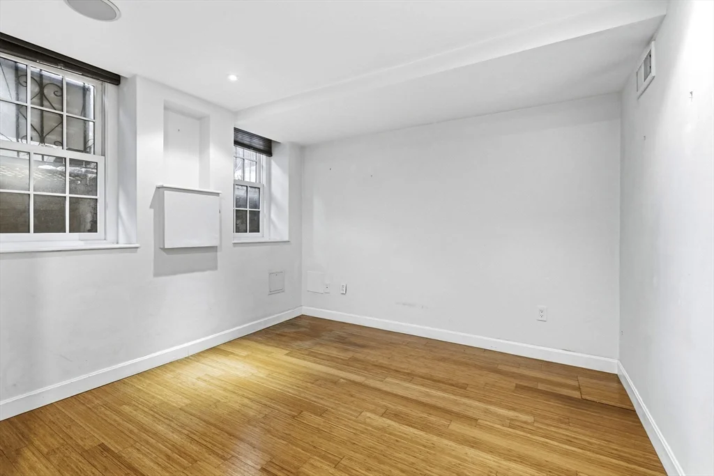 2 bed, 2 bath apartment for rent at 11 Fayette Unit 1, Bay Village — photo 16 of 23