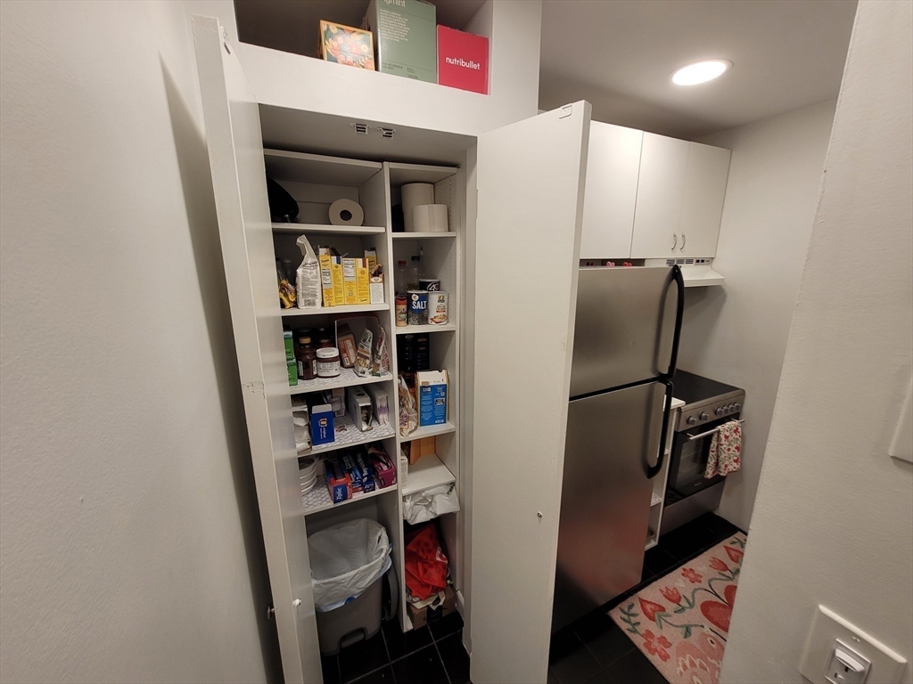 Studio bed, 1 bath apartment for rent at 11 Follen St Unit 3-R, Back Bay — photo 8 of 28