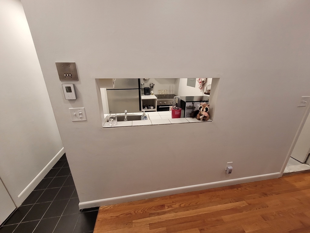 Studio bed, 1 bath apartment for rent at 11 Follen St Unit 3-R, Back Bay — photo 5 of 28
