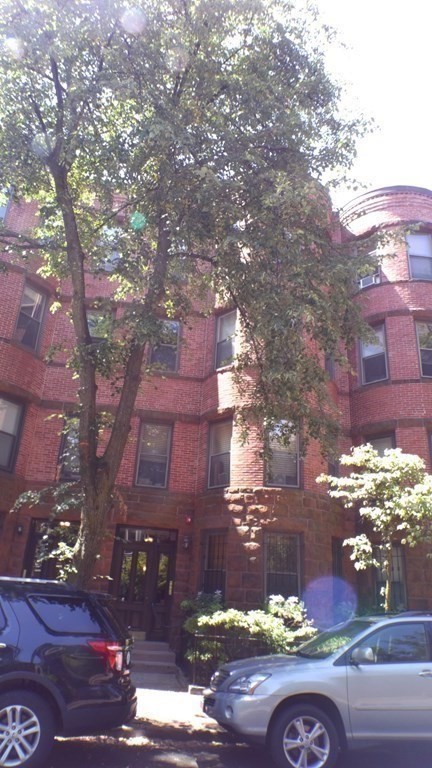 Studio bed, 1 bath apartment for rent at 11 Follen St Unit 3R, Back Bay — photo 14 of 28