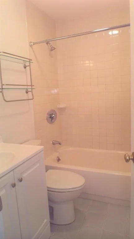 Studio bed, 1 bath apartment for rent at 11 Follen St Unit THREE-REAR, South End — photo 12 of 25
