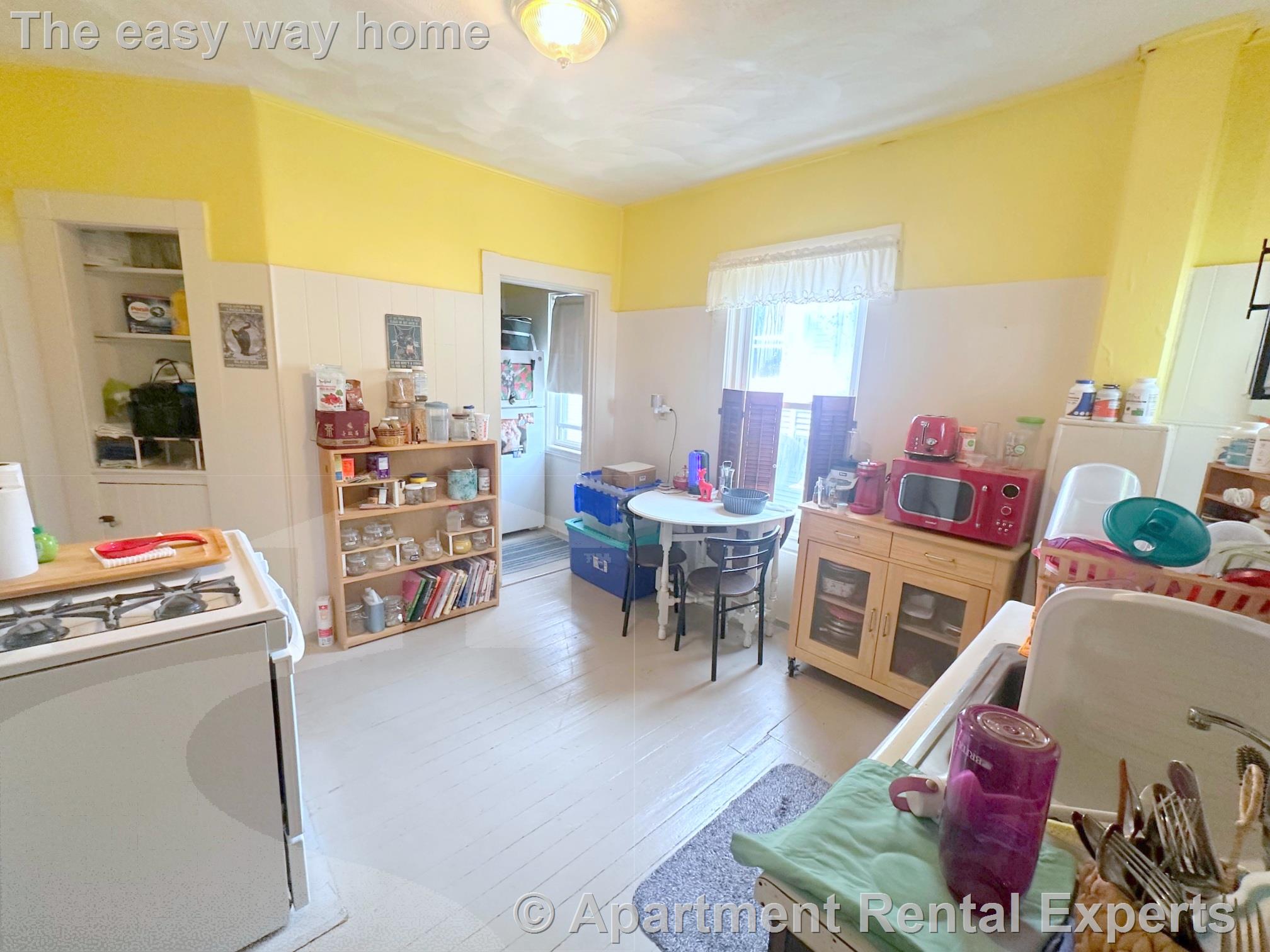 1 bed, 1 bath apartment for rent at 11 Forster St Unit 2, Winter Hill — photo 7 of 13