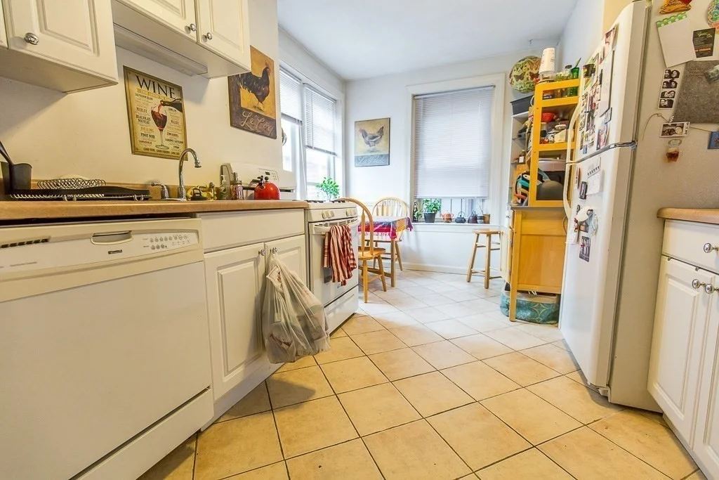 2 bed, 1 bath apartment for rent at 11 Foster St Unit 5, North End — photo 4 of 8