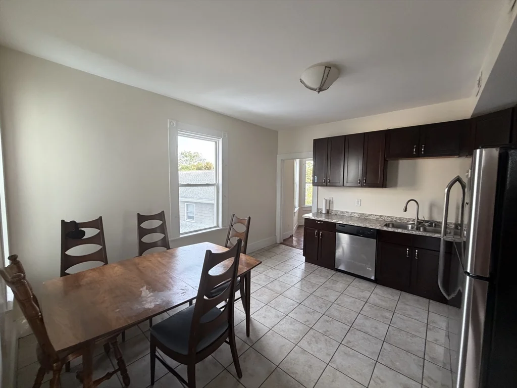3 bed, 2 bath apartment for rent at 11 Francis Unit 2, Oak Grove — photo 3 of 12