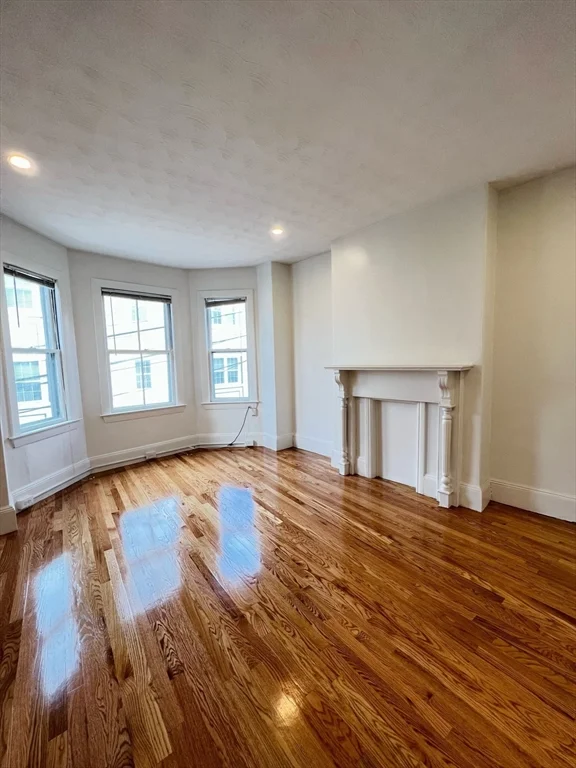 2 bed, 1 bath apartment for rent at 11 Franklin Unit 3, Charlestown — photo 6 of 19