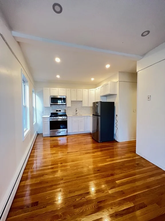 2 bed, 1 bath apartment for rent at 11 Franklin Unit 3, Charlestown — photo 4 of 19