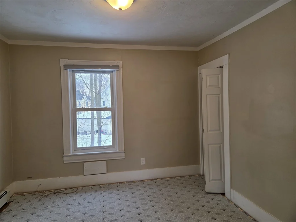 3 bed, 1 bath apartment for rent at 11 Fuyat St Unit 2, Hudson — photo 10 of 14