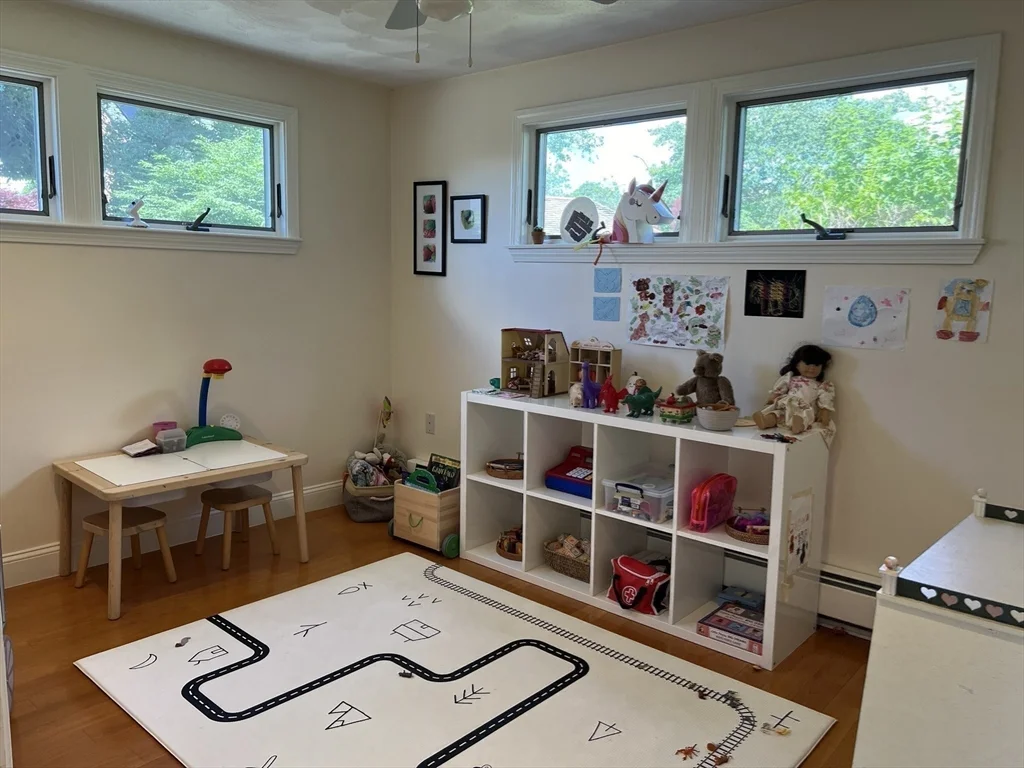 5 bed, 4+ bath apartment for rent at 11 Garrison Rd Unit 1, East Arlington — photo 31 of 42