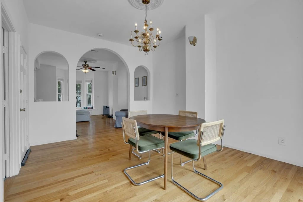 3 bed, 1 bath apartment for rent at 11 Gates Unit 2, South Boston — photo 5 of 19