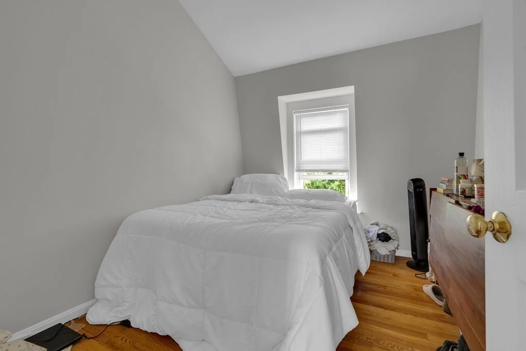 3 bed, 1 bath apartment for rent at 11 Gates Unit 2A, South Boston — photo 11 of 14