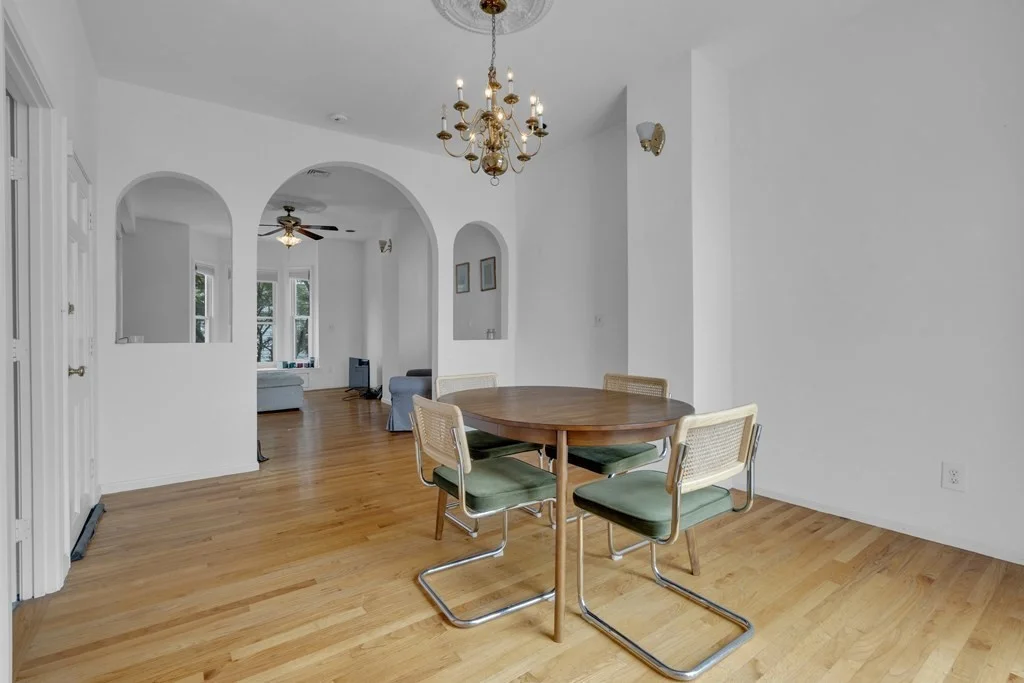 3 bed, 1 bath apartment for rent at 11 Gates Unit 2A, South Boston — photo 5 of 14