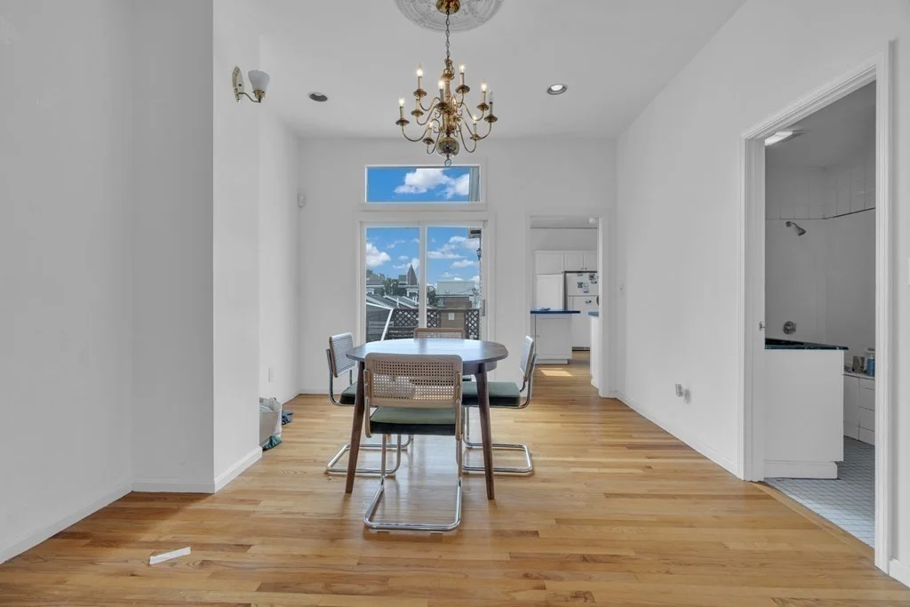 3 bed, 1 bath apartment for rent at 11 Gates Unit 2A, South Boston — photo 4 of 14