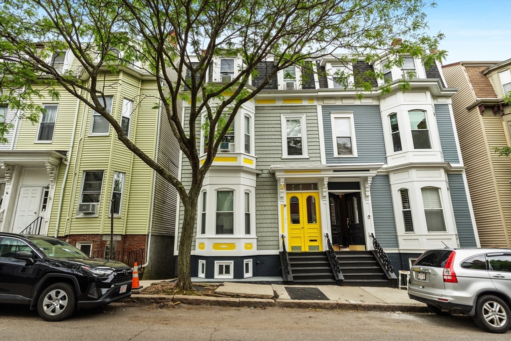 1 bed, 1 bath apartment for rent at 11 Gates Unit B, South Boston