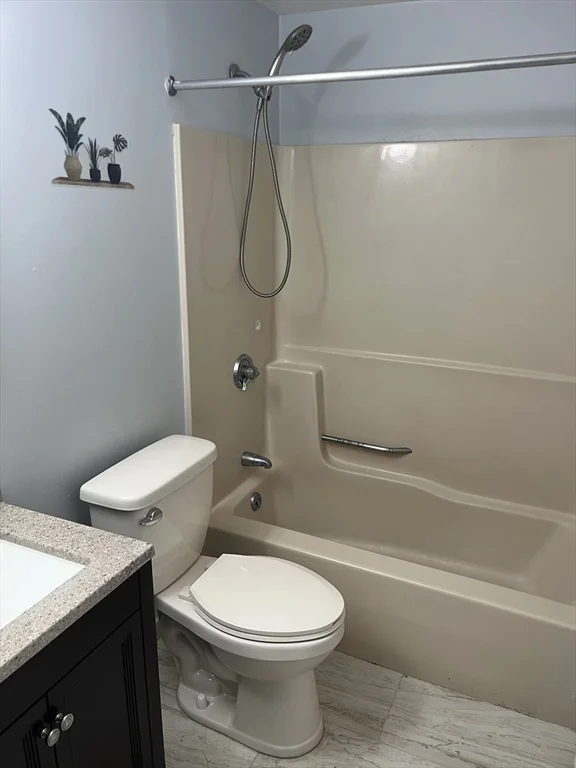 2 bed, 2 bath apartment for rent at 11 Gibbs St Unit H125, Worcester — photo 11 of 14