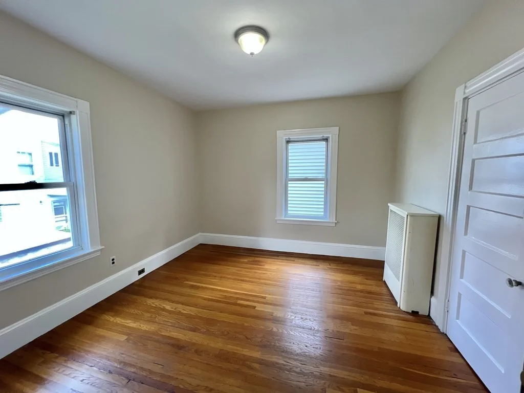 4 bed, 2 bath apartment for rent at 11 Glendale Ave Unit 2, Davis Square — photo 6 of 17