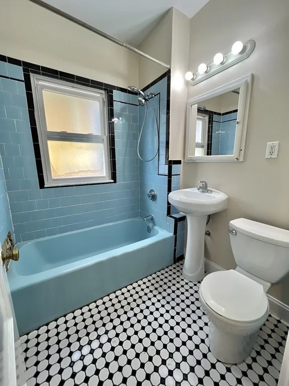 4 bed, 2 bath apartment for rent at 11 Glendale Ave Unit 2, Davis Square — photo 7 of 17