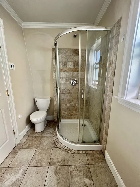 4 bed, 2 bath apartment for rent at 11 Glendale Ave Unit 2, Davis Square — photo 13 of 17