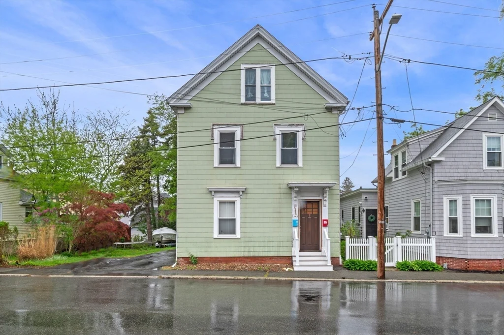4 bed, 1 bath apartment for rent at 11 Glendale St Unit 2, Glenwood — photo 23 of 29