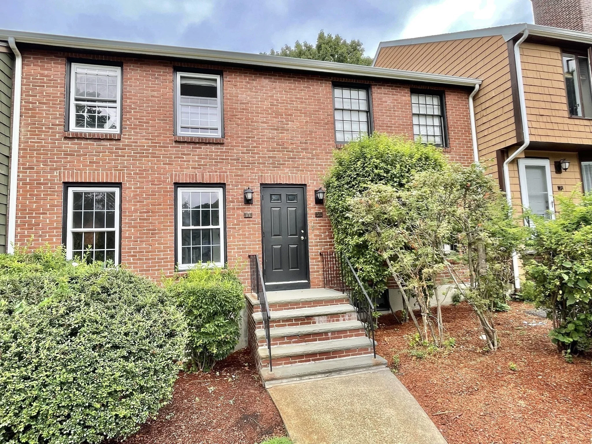 2 bed, 1 bath apartment for rent at 11 Gooseneck Unit 11, Swampscott