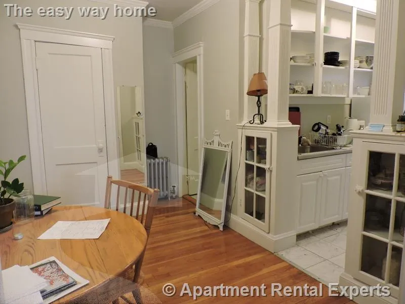 Studio bed, 1 bath apartment for rent at 11 Gray St Unit 11, Porter Square — photo 4 of 7