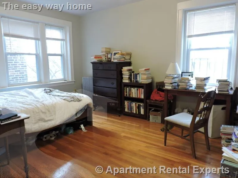 Studio bed, 1 bath apartment for rent at 11 Gray St Unit 11, Porter Square