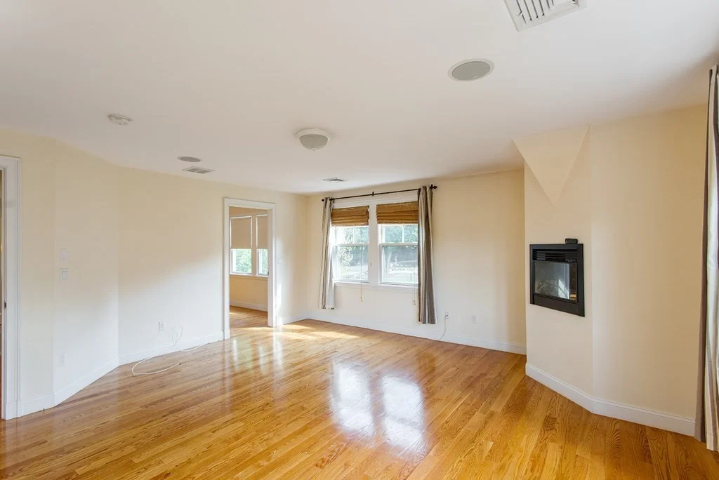 4 bed, 3 bath apartment for rent at 11 Green St, Milton — photo 16 of 42