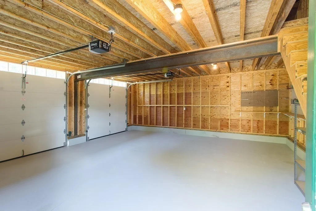 4 bed, 3 bath apartment for rent at 11 Green St, Milton — photo 39 of 42