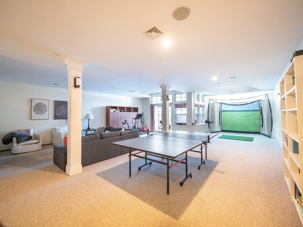 4 bed, 3 bath apartment for rent at 11 Green St, Milton — photo 37 of 42