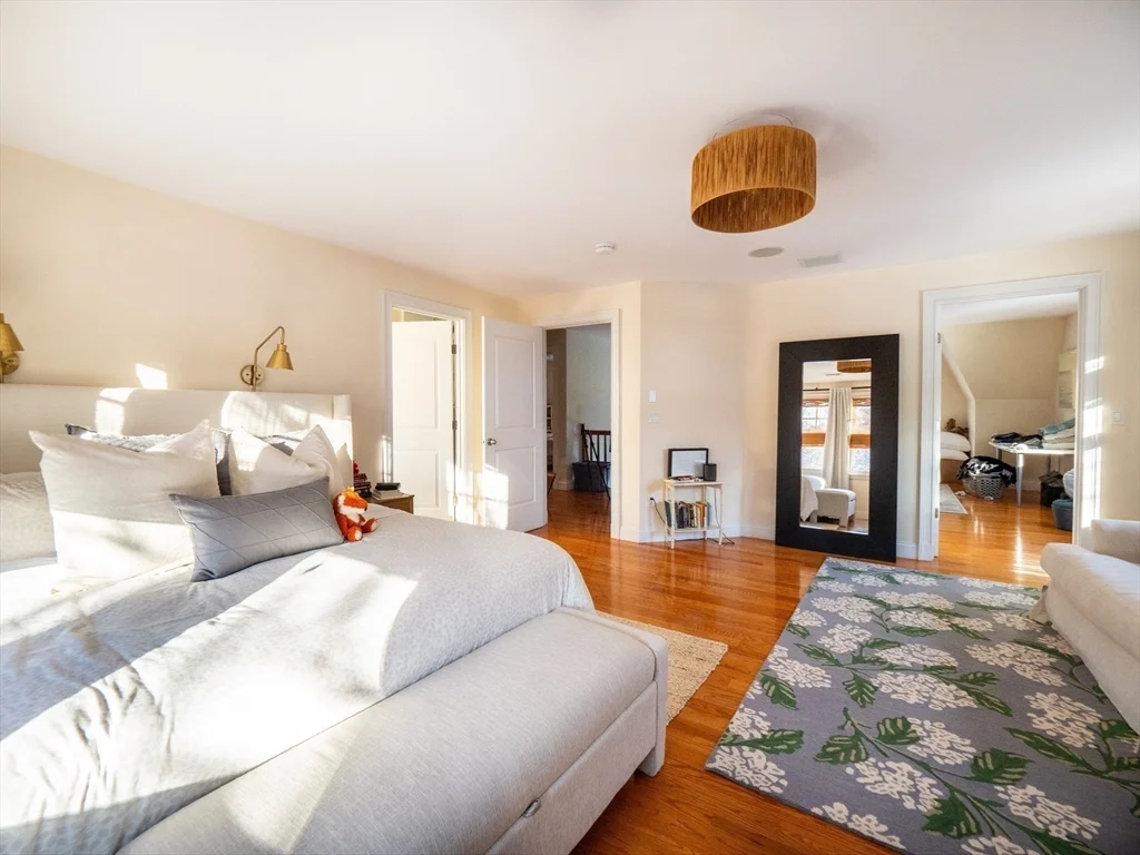 4 bed, 3 bath apartment for rent at 11 Green St, Milton — photo 29 of 42