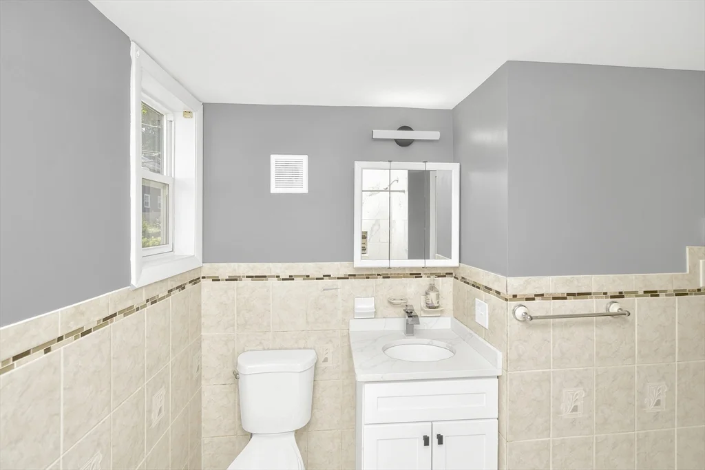 3 bed, 1 bath apartment for rent at 11 Greendale Rd Unit 2, Mattapan — photo 25 of 25