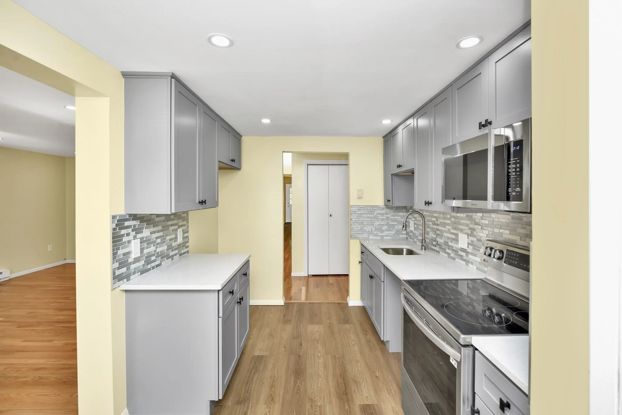 3 bed, 1 bath apartment for rent at 11 Greendale Rd Unit 2, Mattapan — photo 6 of 25