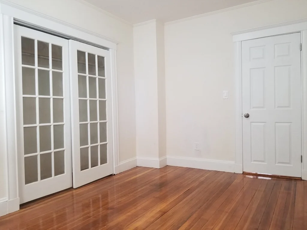 3 bed, 1 bath apartment for rent at 11 Grossman St Unit 11, Quincy — photo 7 of 12
