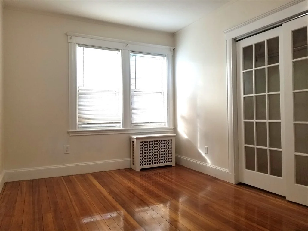 3 bed, 1 bath apartment for rent at 11 Grossman St Unit 11, Quincy — photo 6 of 12