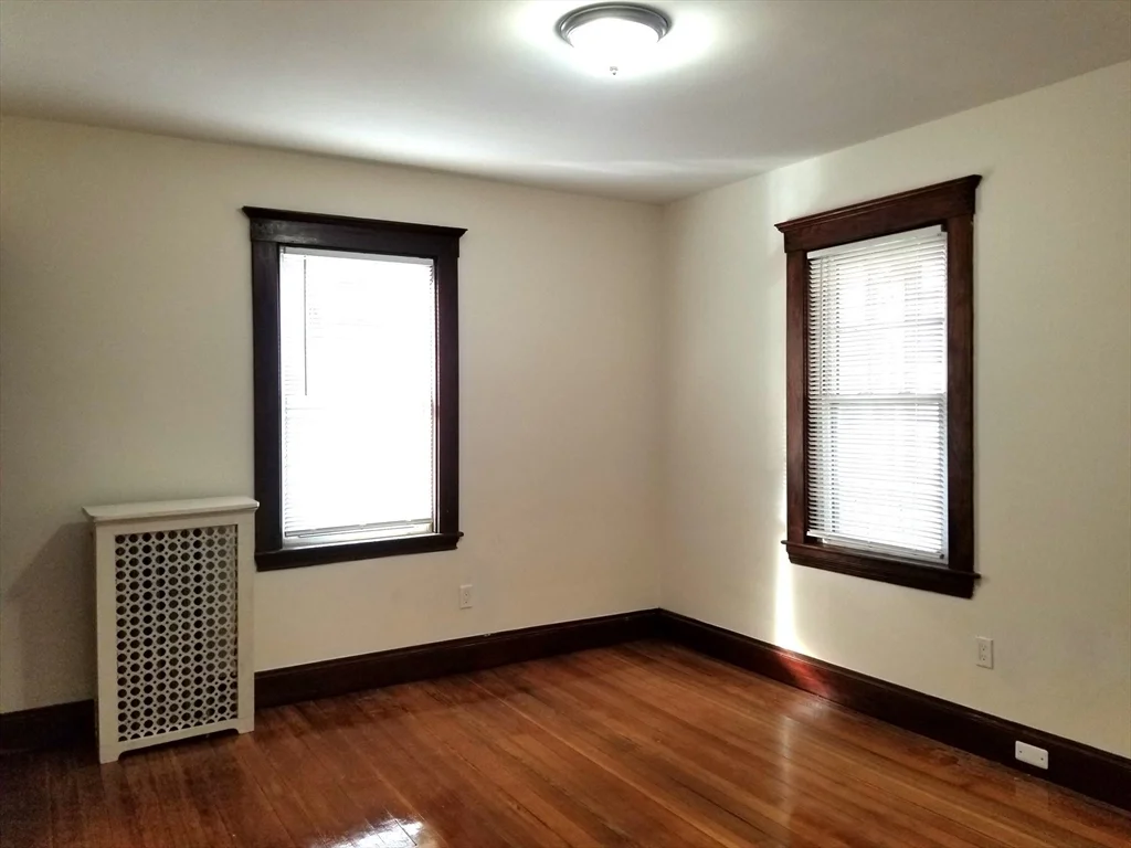 3 bed, 1 bath apartment for rent at 11 Grossman St Unit 11, Quincy — photo 8 of 12