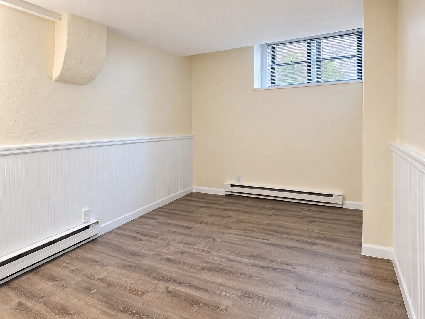 1 bed, 1 bath apartment for rent at 11 Grove St Unit 1, Beacon Hill — photo 5 of 10