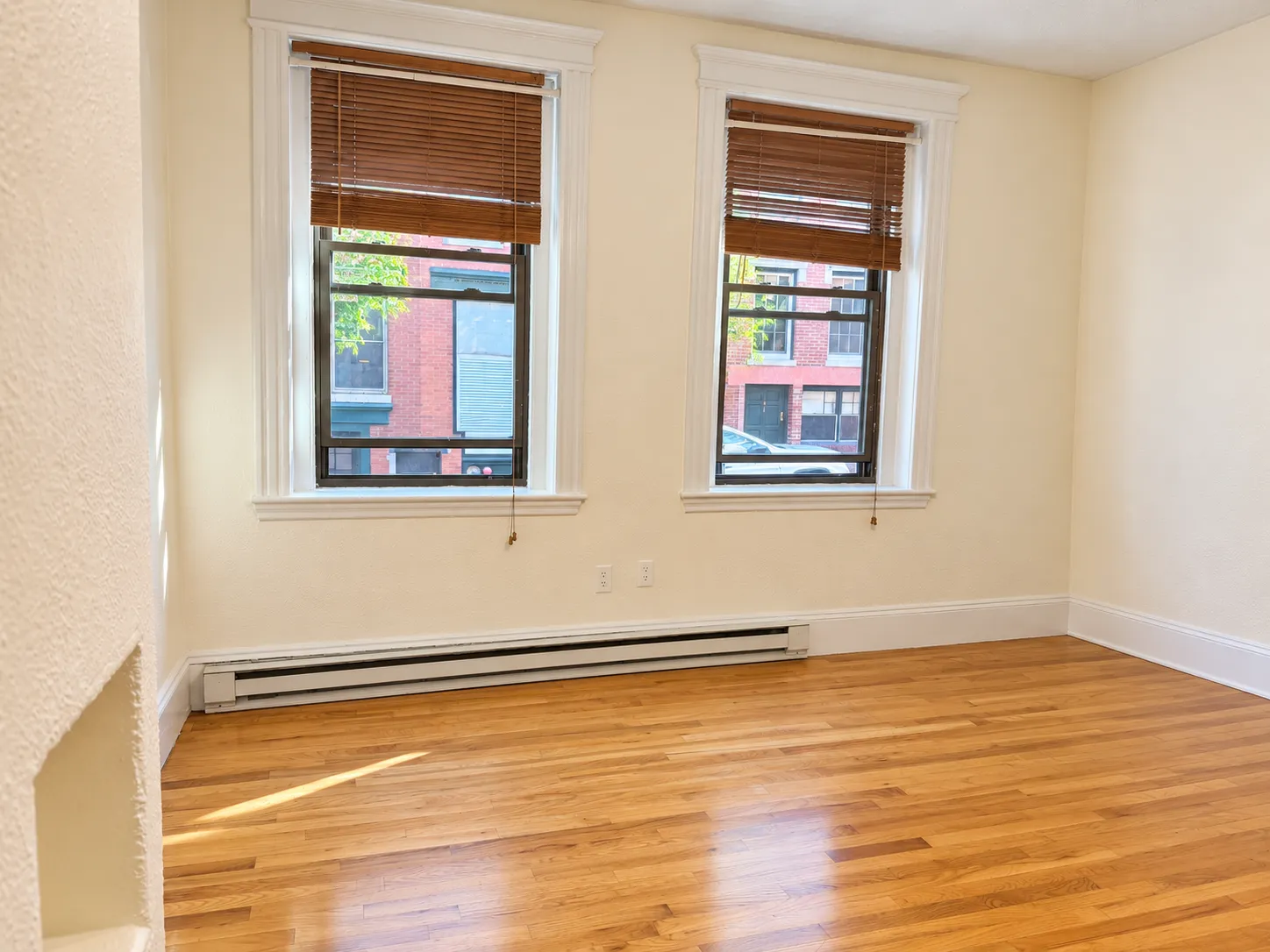 1 bed, 1 bath apartment for rent at 11 Grove St Unit 3, Beacon Hill — photo 4 of 9