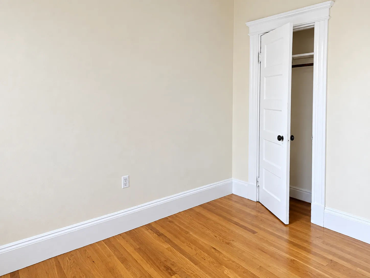 2 bed, 1 bath apartment for rent at 11 Grove St Unit 4, Beacon Hill — photo 10 of 10