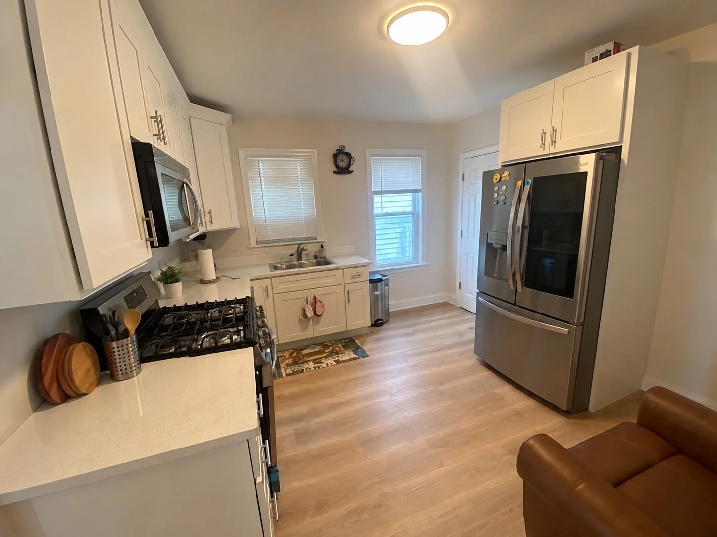 3 bed, 2 bath apartment for rent at 11 Groveland St Unit 1, Mattapan — photo 3 of 6
