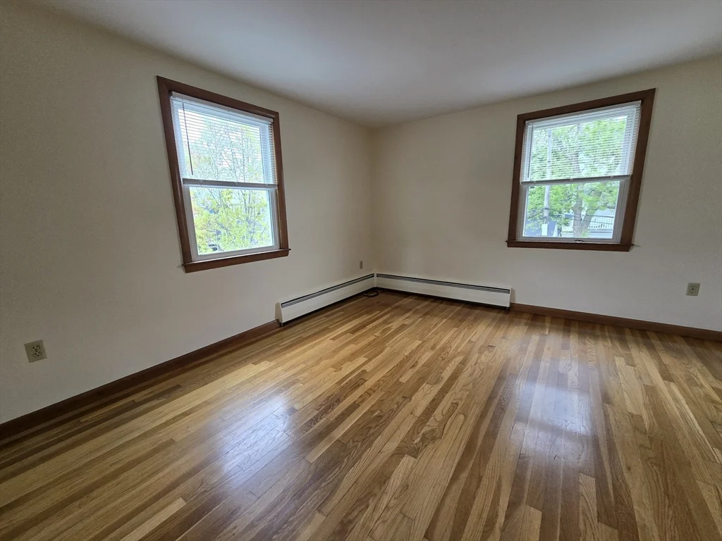 1 bed, 1 bath apartment for rent at 11 Guild St Unit 2R, Quincy — photo 4 of 21