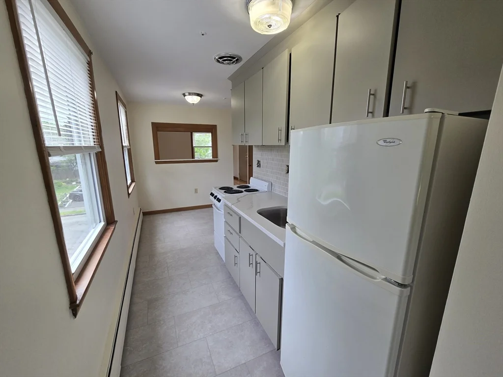 1 bed, 1 bath apartment for rent at 11 Guild St Unit 2R, Quincy — photo 11 of 21